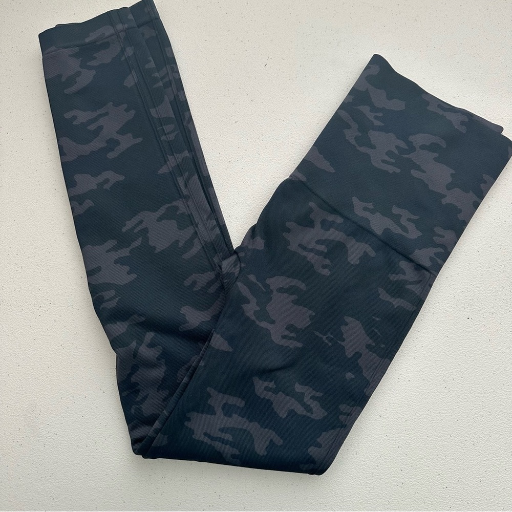 SPANX  camo high waist leggings